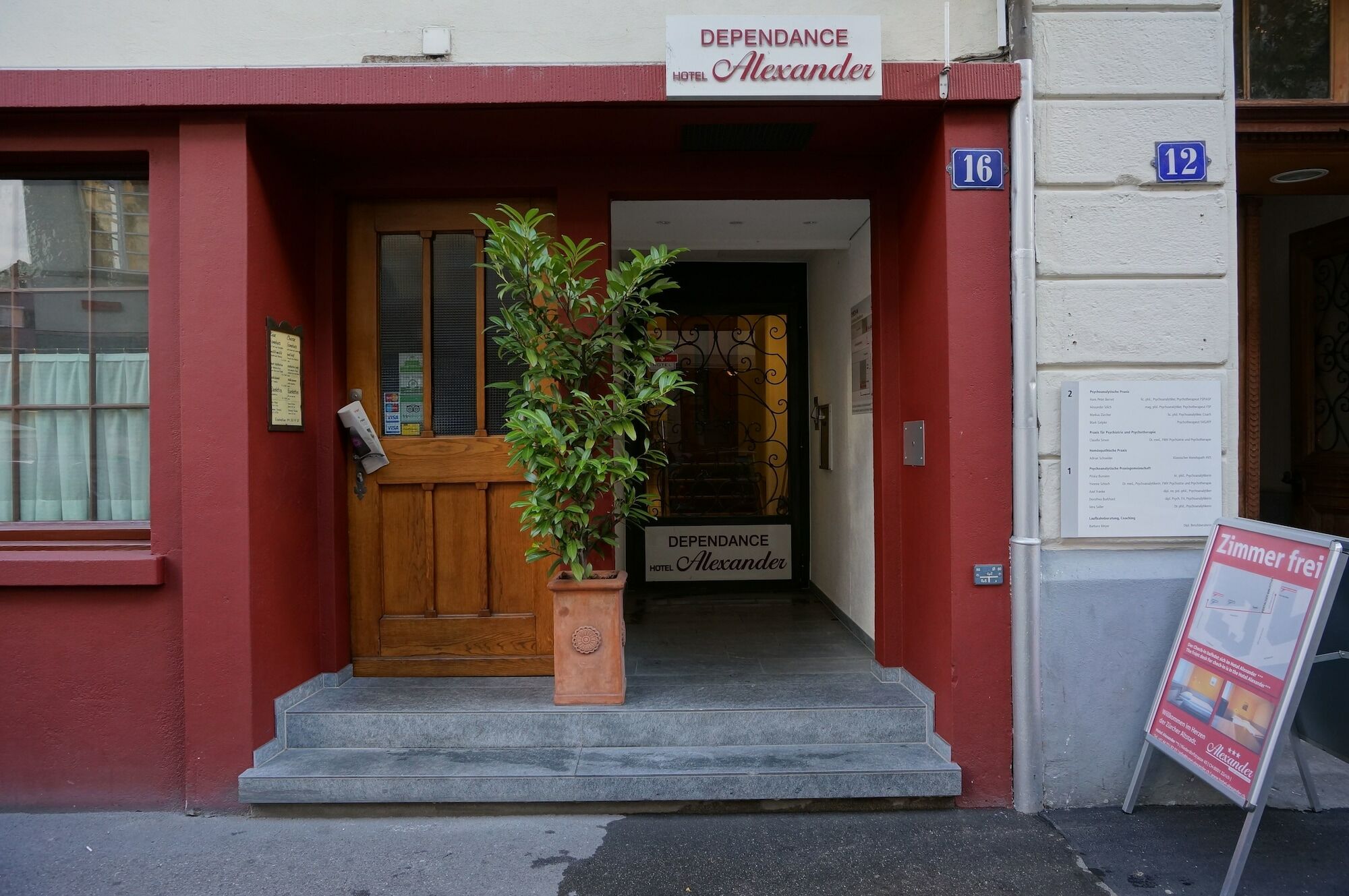 Alexander Guesthouse Zurich Old Town Exterior photo
